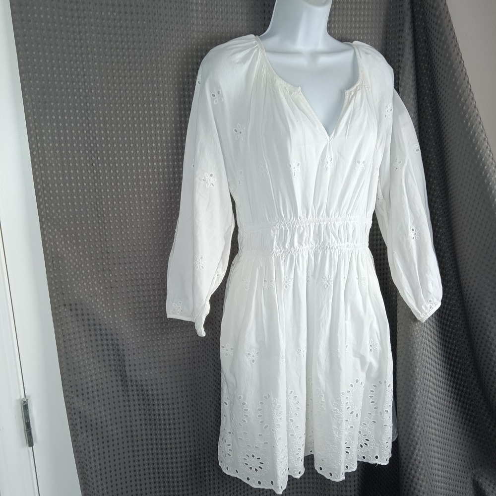 Universal Thread White Eyelet Smocked Waist V-Neck 3/4 Sleeve Dress M NWOT